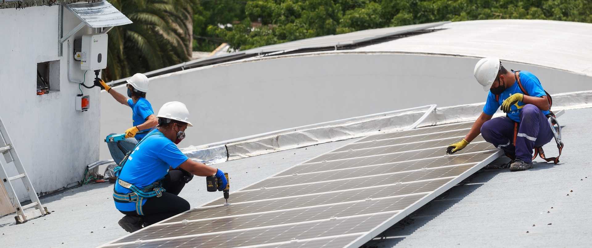 Instalando panel solar